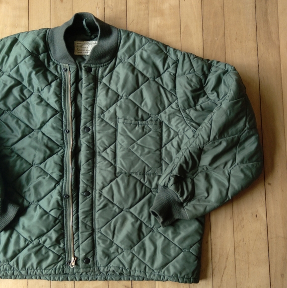 Quilted bomber jacket - Picture 2 of 3